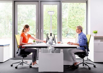 Držák na dva monitory NOVUS Clu Duo C - černý