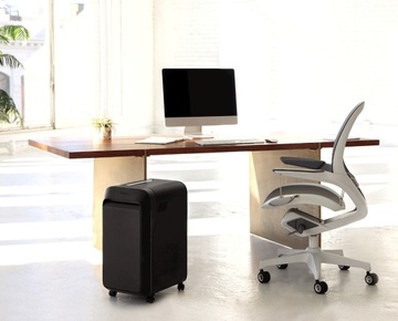 Skartovačka Fellowes LX 221 černá