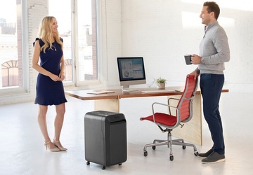 Skartovačka Fellowes LX 221 černá