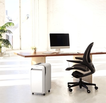 Skartovačka Fellowes LX 221 bílá