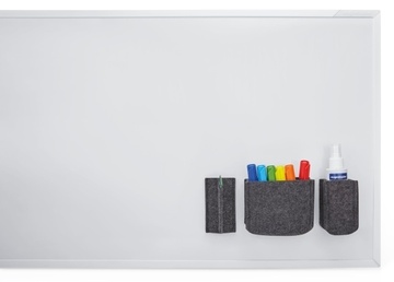 Magnetický držák popisovačů magnetoTray ecoAware šedý