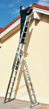 Hliníkový skládací žebřík Skymaster DX PROFI ZARGES 3x7 přičlí