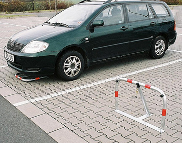 Parkovací zábrana U 80 sklopná - zinkovaná