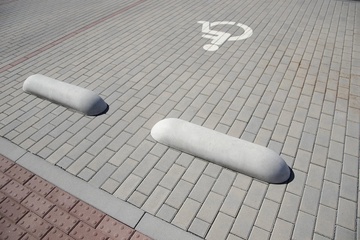 Parkovací zábrana pod kola automobilů, 100cm