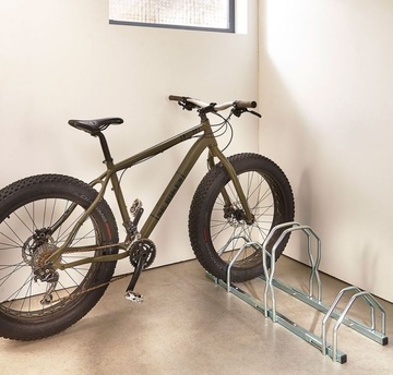 Stojan na 3 jízdní kola XL Fatbike - nastavitelný