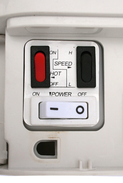 Bezkontaktní osoušeč rukou Jet Dryer Style bílý