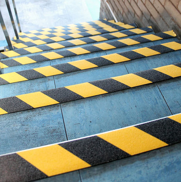 Podlahová páska protiskluzová COBA GRIPFOOT HAZARD černo-žlutá 50mm x 18,3m