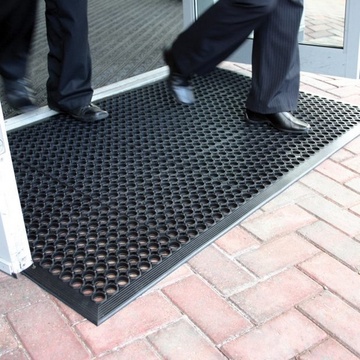 Rohož průmyslová COBA Rampmat černá 0,9 x1,5m