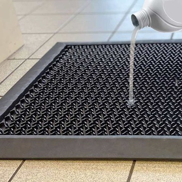 Vstupní dezinfekční rohož COBA HygiWell černá 0,85 m x 0,55 m