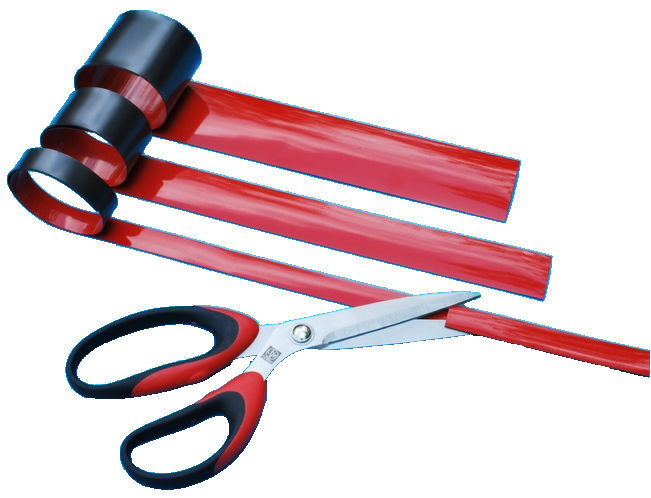 Magnetický pásek 15x600mm červený