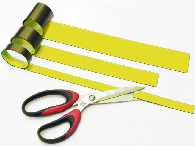 Magnetický pásek 30x600mm žlutý