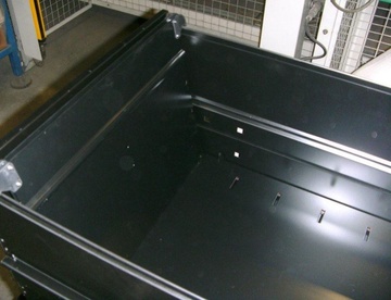 Perforované dno pro pětizásuvkovou kartotéku Bisley BS5E + 2 dělící příčky